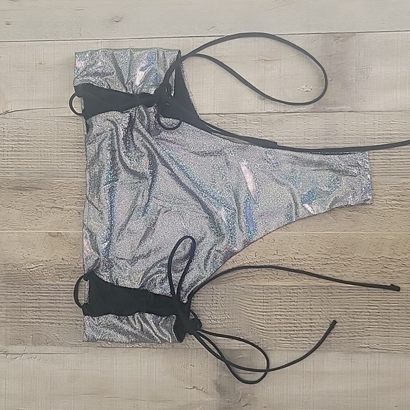 Women's Mini Metallic Hologram Two Piece Party Clubwear Beach Wear - Picture 2 of 16